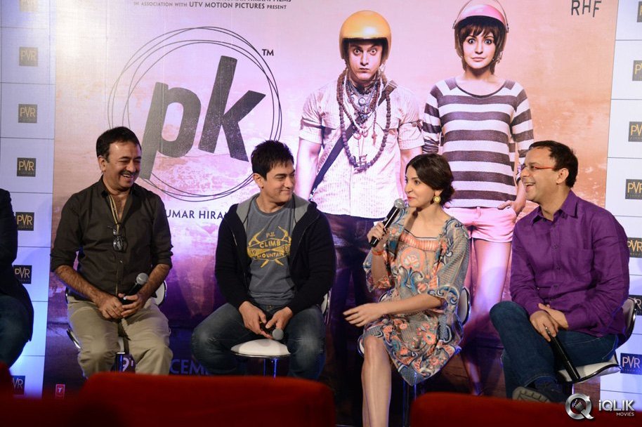Aamir-Khan-PK-Movie-Press-Meet-Photos